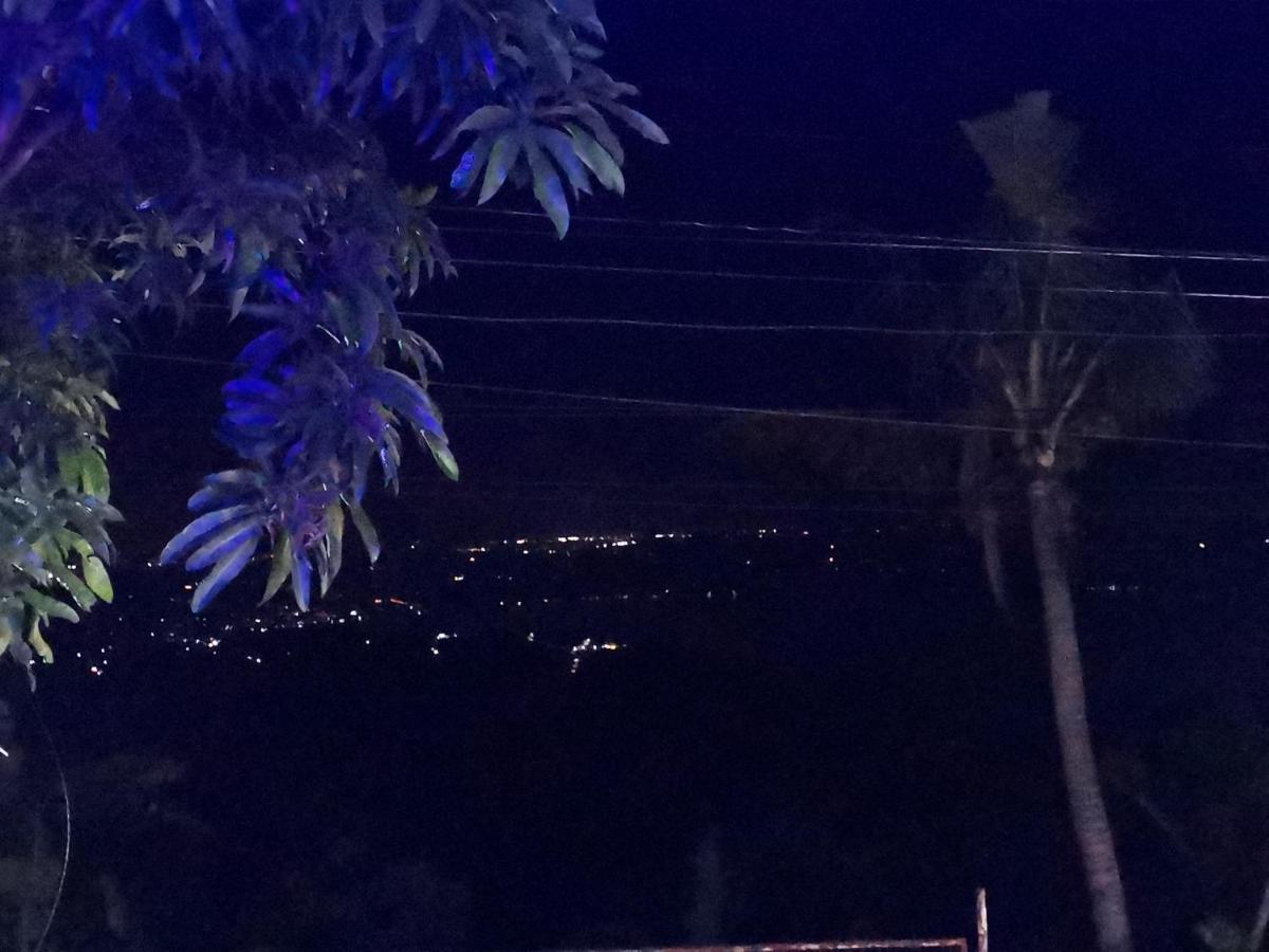 Country Bug Inn Tagaytay City Exteriör bild