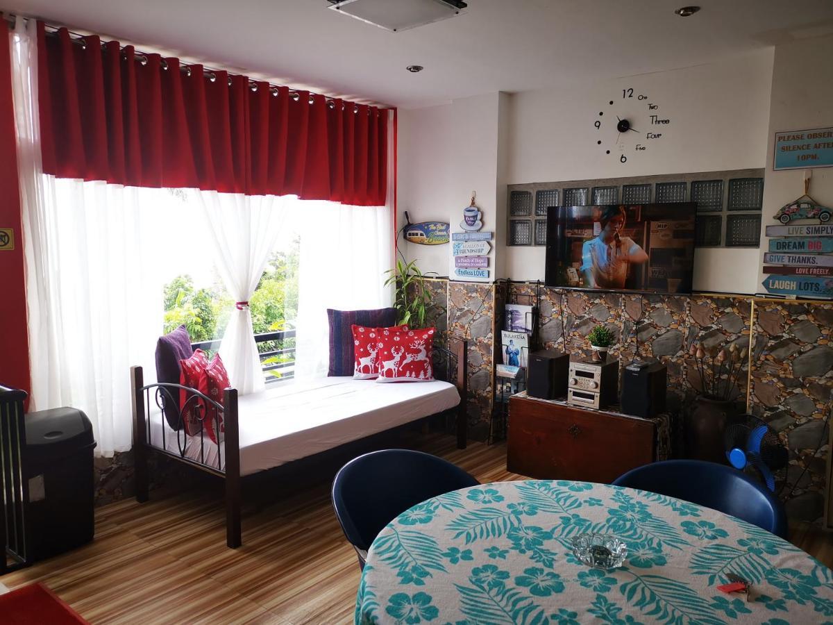 Country Bug Inn Tagaytay City Exteriör bild